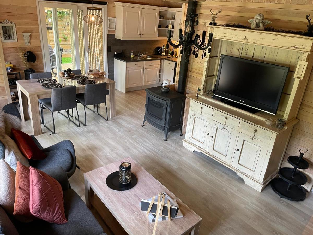 Chalet Sint Zutendaal Eksteriør bilde