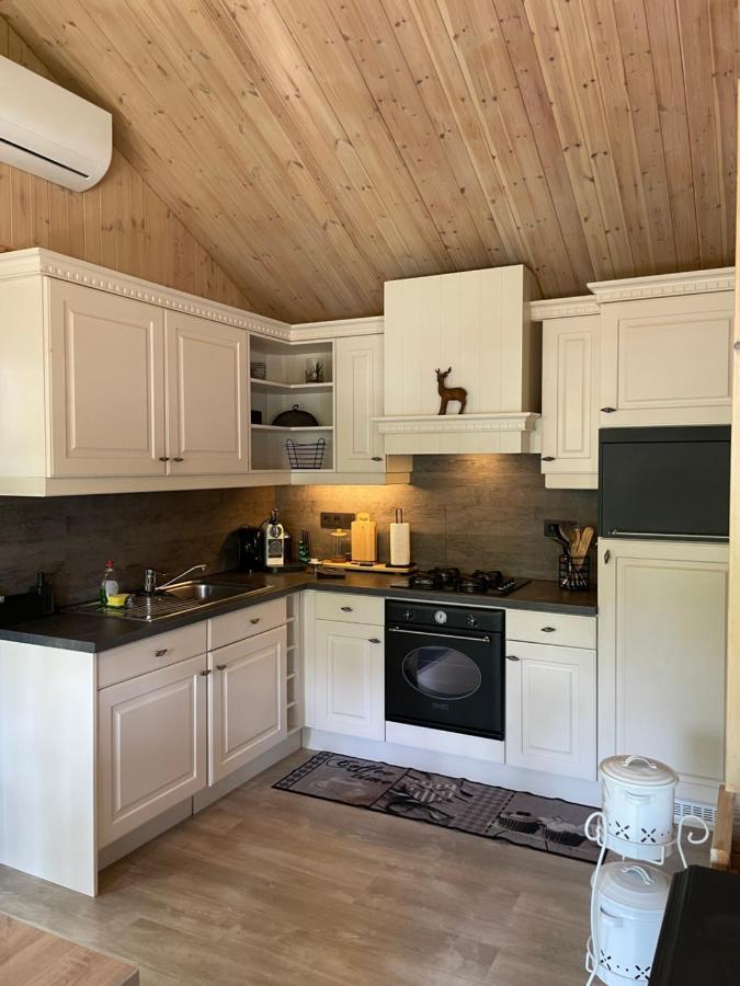 Chalet Sint Zutendaal Eksteriør bilde