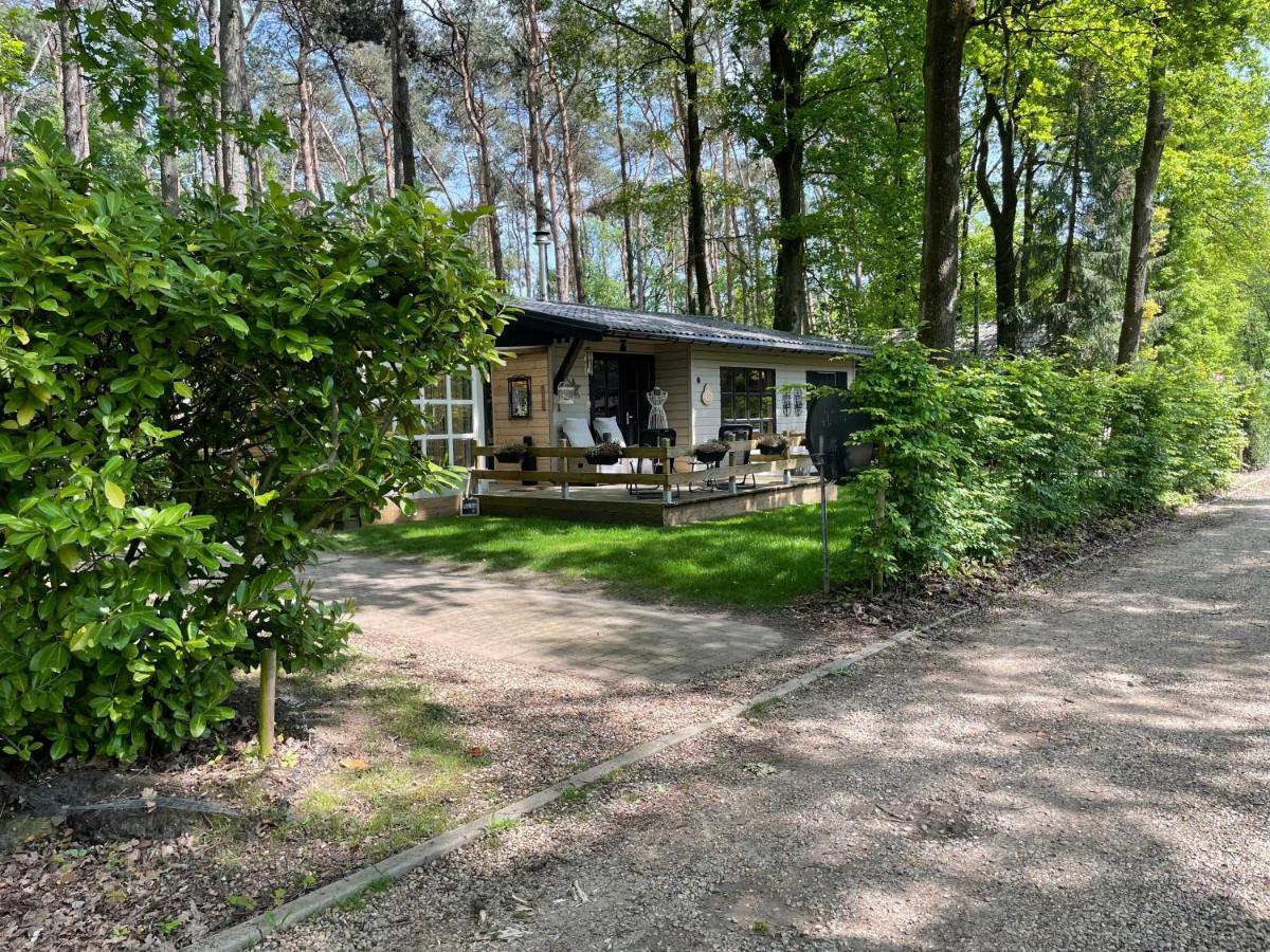 Chalet Sint Zutendaal Eksteriør bilde